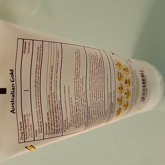 Australian Gold - Botanical 30 - 100% Minieral Sunscreen - Picture 3 of 4